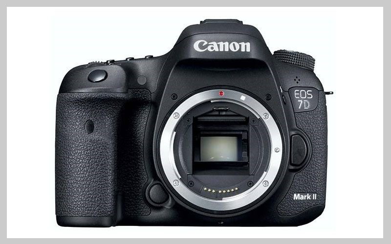دوربین عکاسی کانن مدل EOS 7D Mark II