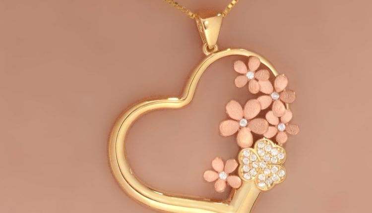 آویز گردنبند طلا 18 عیار زنانه طلای مستجابی مدل قلب گل و پروانه کد 6719 طلای مستجابی | دیجی‌استایل