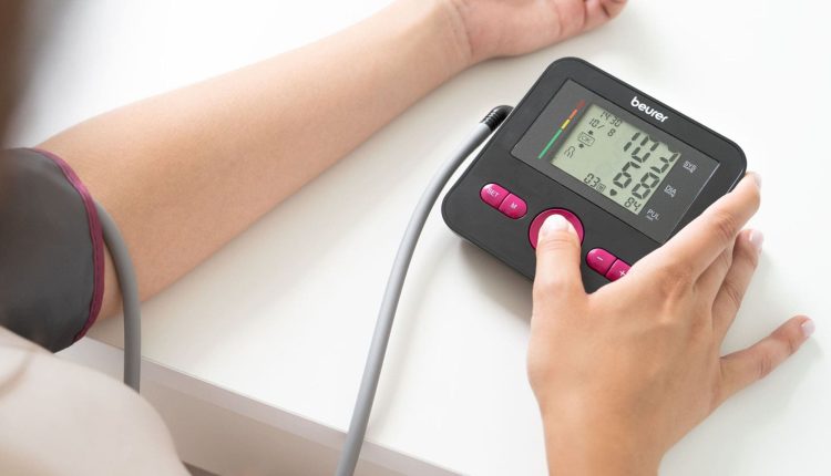 دقیق ترین دستگاه فشار خون - بیورر ایران آرمین درمان