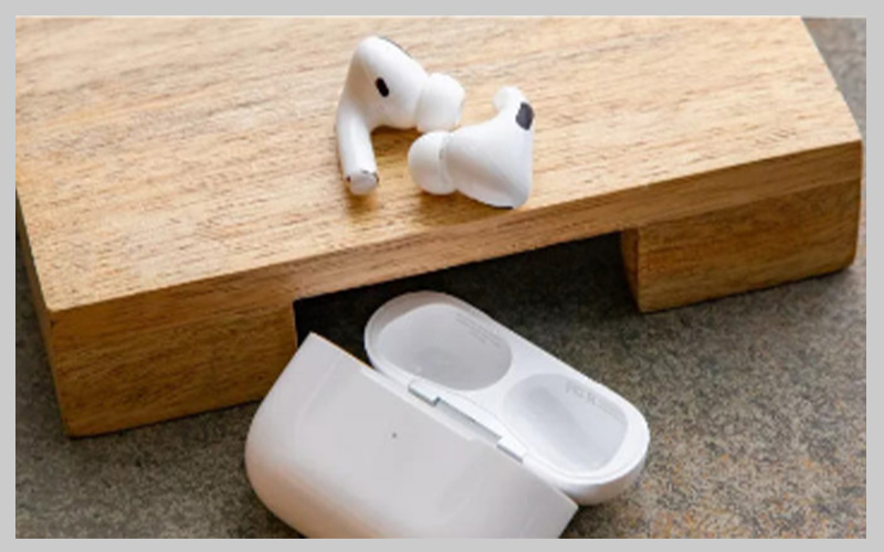  هدفون بی‌ سیم اپل مدل AirPods Pro همراه با محفظه شارژ